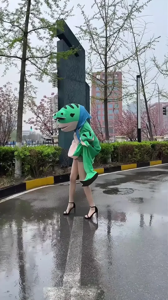 小扫货怎么能夹视频